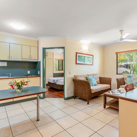 Bay Village Tropical Retreat & Apartments Cairns Eksteriør bilde