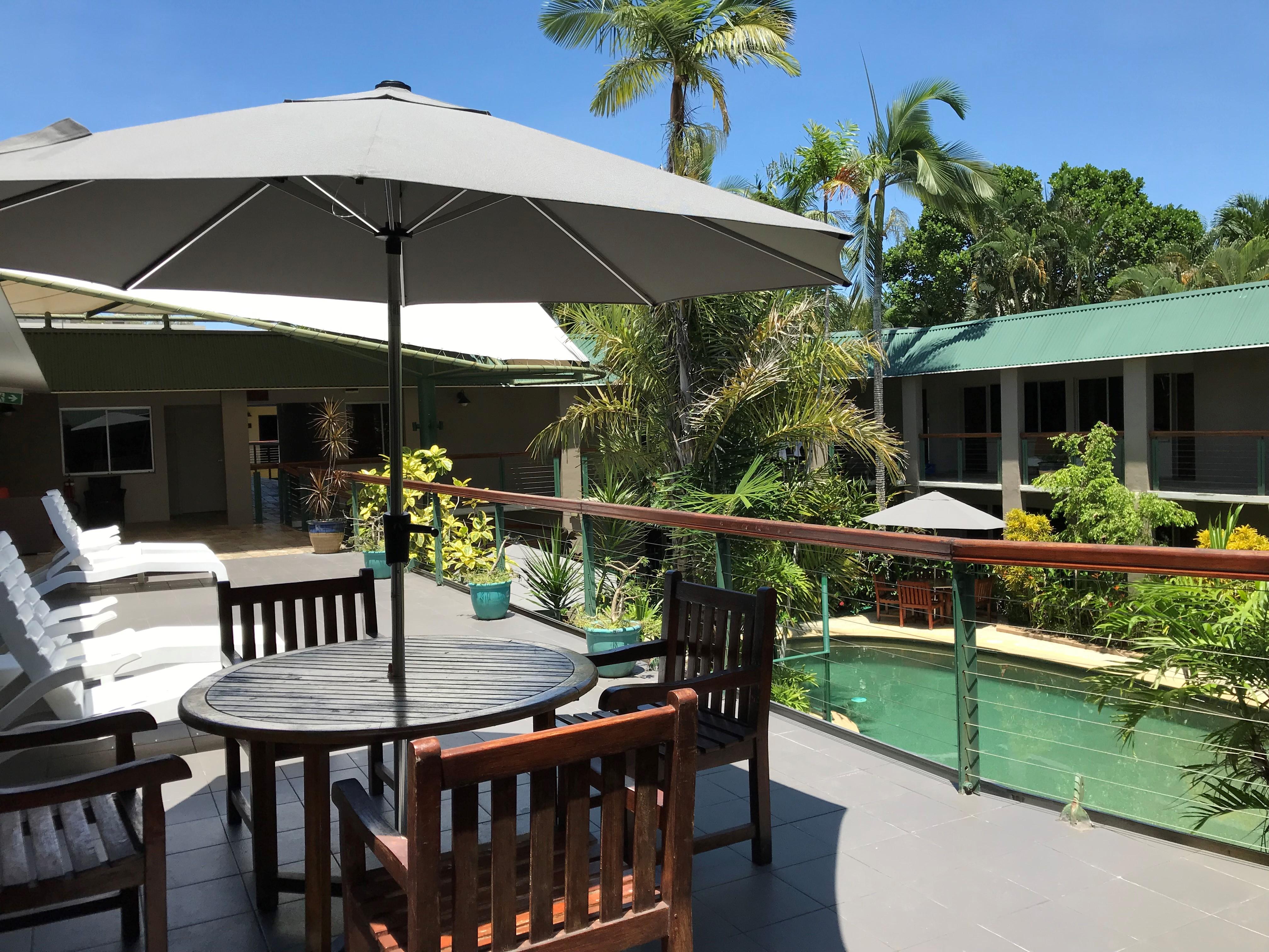 Bay Village Tropical Retreat & Apartments Cairns Eksteriør bilde