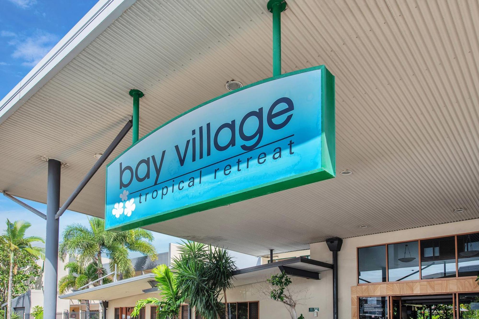 Bay Village Tropical Retreat & Apartments Cairns Eksteriør bilde